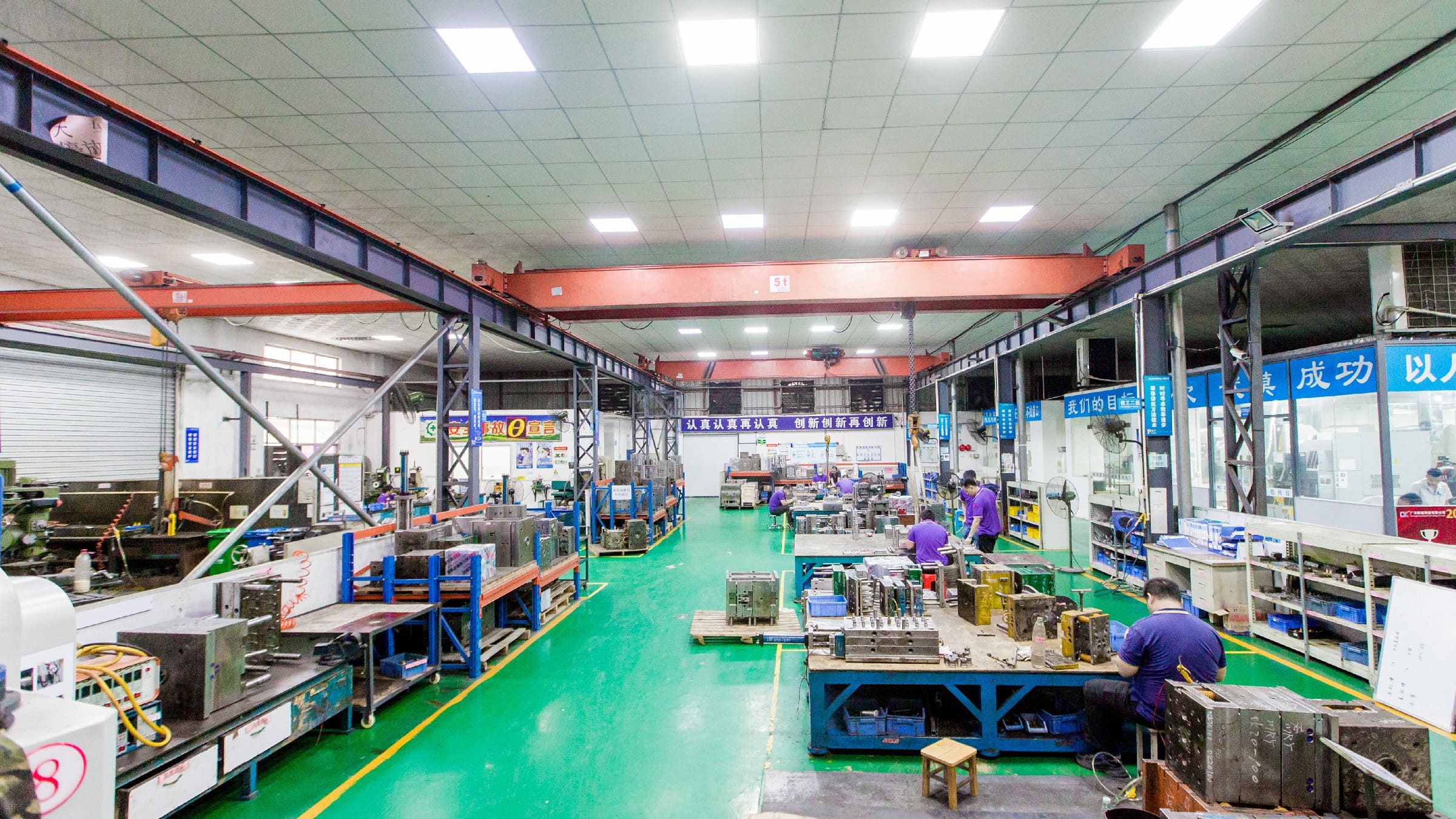 OKAY-MOLD Automotive Lighting Parts – Precision Injection Molding Solutions