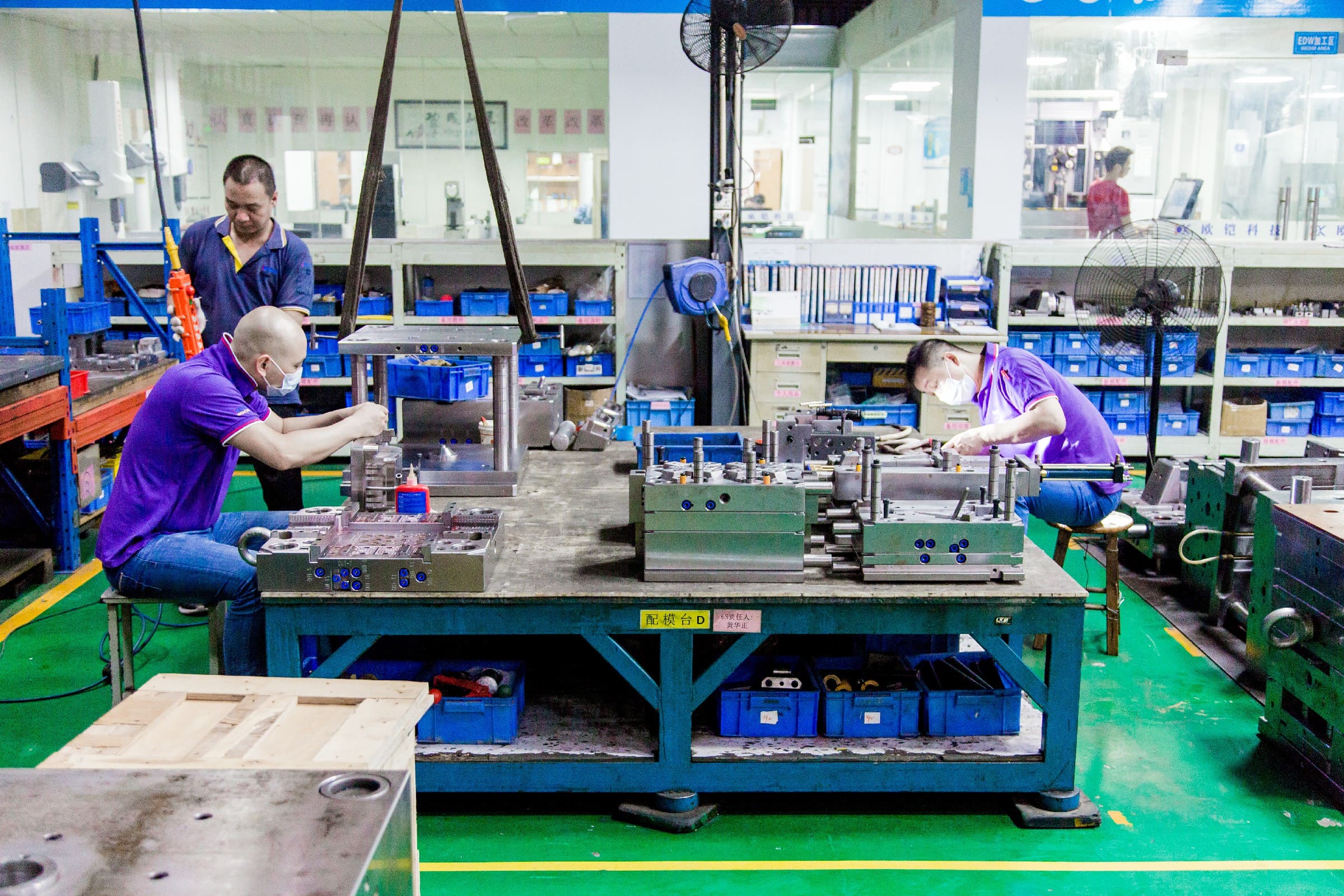 OKAY-MOLD - Overmolding Handle - Insert Mold - Plastic Injection Mold Tooling